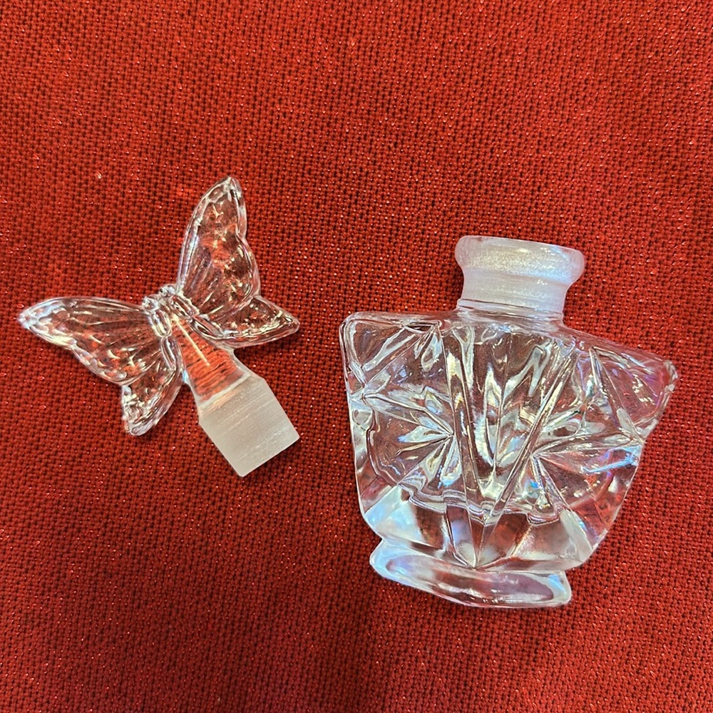 Vintage Crystal Butterfly Perfume Bottle - Picture 3 of 5